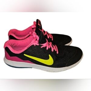 Nike Flex Experience RN4 Black Pink Running Shoes Sneakers Girl's 6Y 749818-007